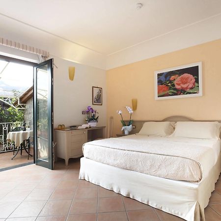Relais Villa Angiolina Соренто Екстериор снимка