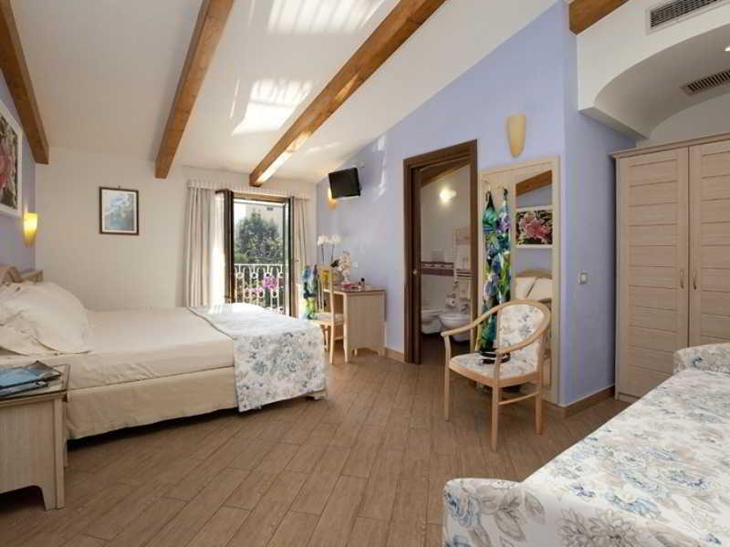 Relais Villa Angiolina Соренто Екстериор снимка