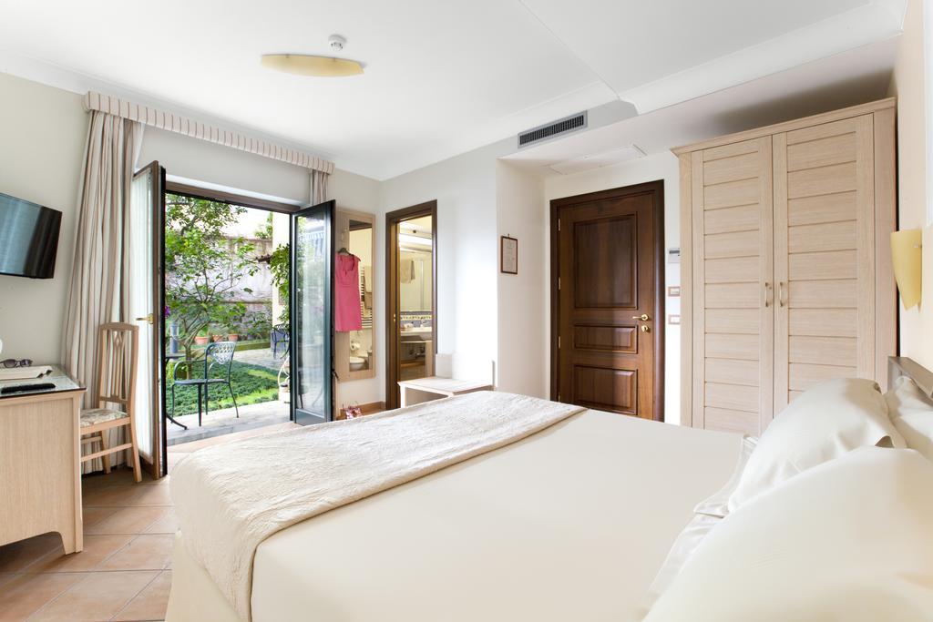 Relais Villa Angiolina Соренто Екстериор снимка