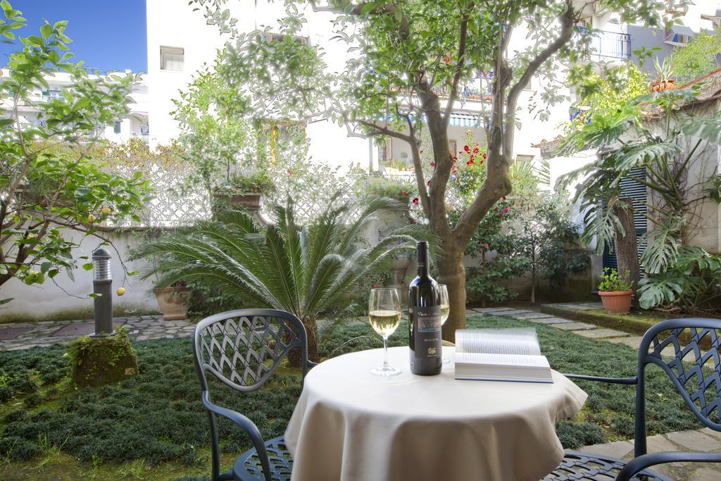 Relais Villa Angiolina Соренто Екстериор снимка