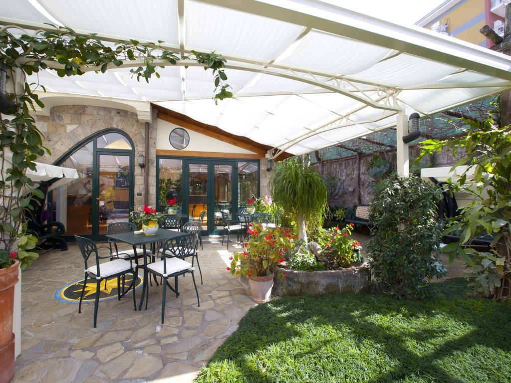 Relais Villa Angiolina Соренто Екстериор снимка