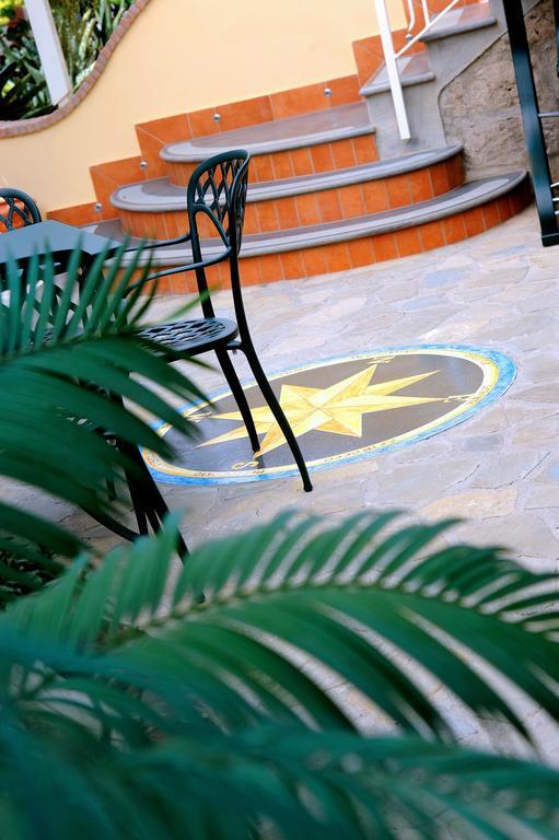 Relais Villa Angiolina Соренто Екстериор снимка